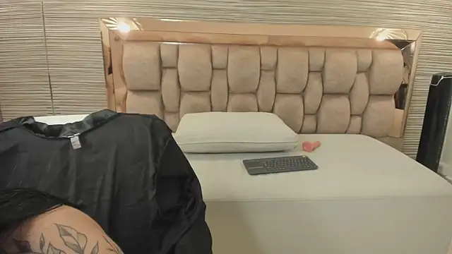 charlotte_colee - Charlotte_colee's free webcam - UK Sex Cams