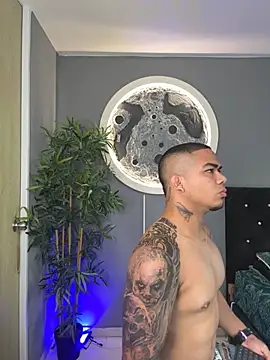 jordan_mayers02 (M young) - To be honest, I want to spill my milk to