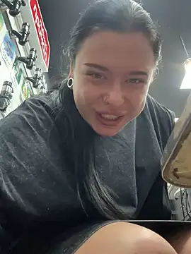 alishaofthorns (F teen) - Anal plug tail