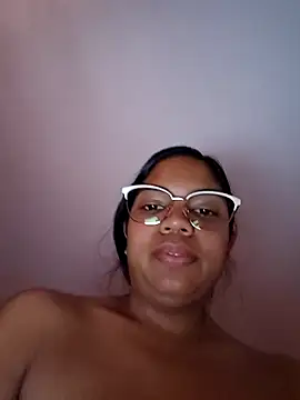 CloeeHills_ webcam stripchat model stream image