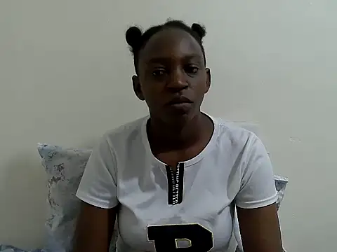 lizbela1 (F young) - hey dears help me reach my goal