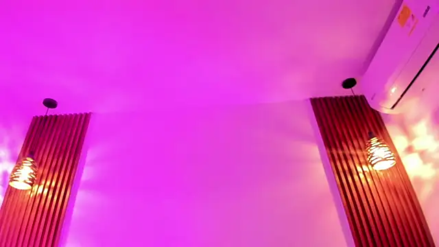 zoe_evans5 (F teen) - ass in doggy 🍑🍑