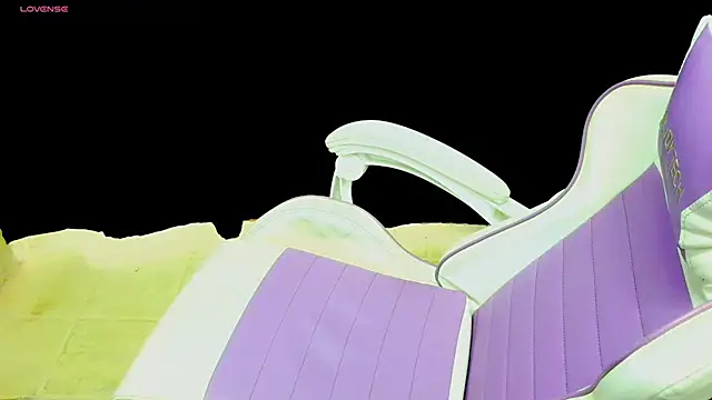 im_david02 (M twink) - show cum in public