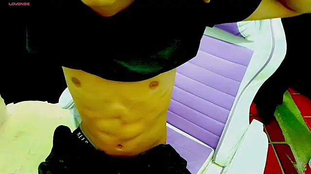 im_david02 (M twink) - show cum in public