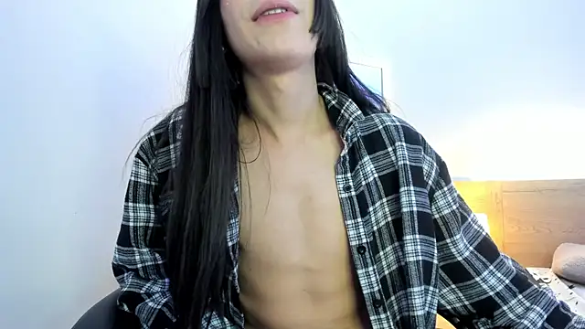 damiian20_ (T teen) - suck toy