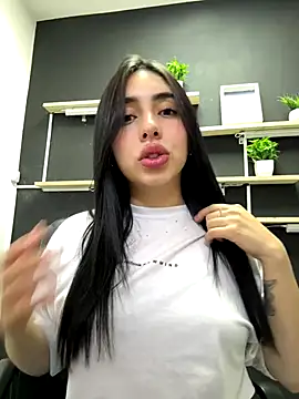 isabella_jade (F young) - domi inside my pussy🔥