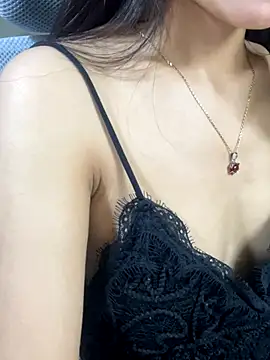 mina048 (F young) - Didlo pussy