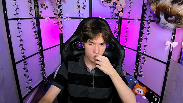 ethansinful (M twink) - JERK OFF