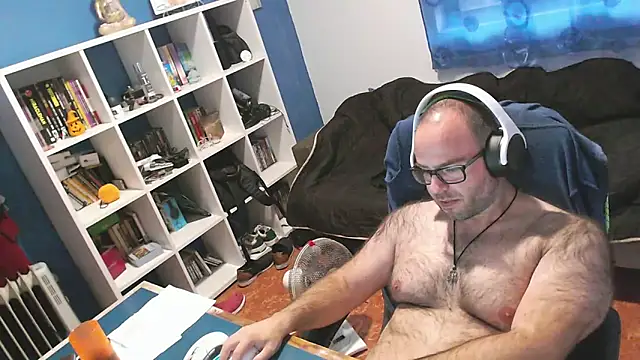 ravingr4d4 (Ask my age) - Working From Home - Cum at Goal