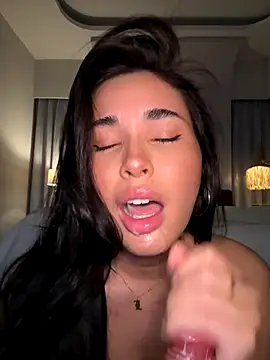 Lizhush_ from StripChat is Freechat