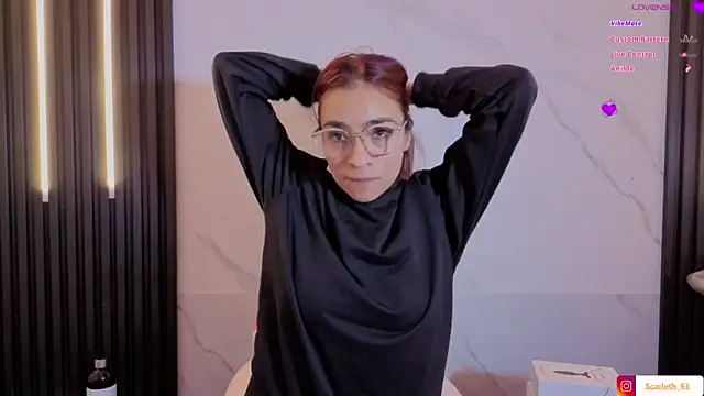  Scarlet_Red_ chat room