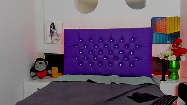 RegannTaylor Live Webcam on Stripchat