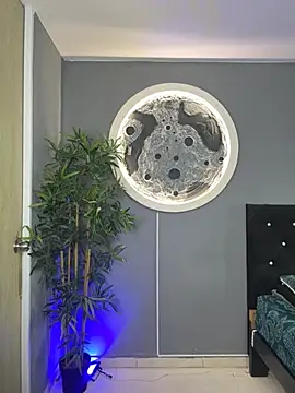 jordan_mayers02 (M young) - To be honest, I want to spill my milk to