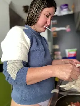 Webcam Model (Abby-LS)  is live.Free join now!