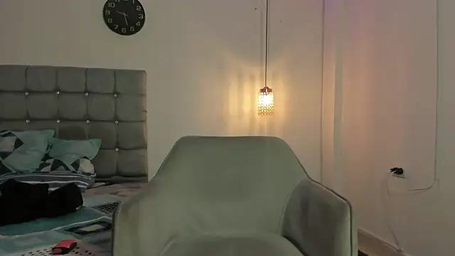 samxx_muscle - Samxx_muscle's free webcam - UK Sex Cams