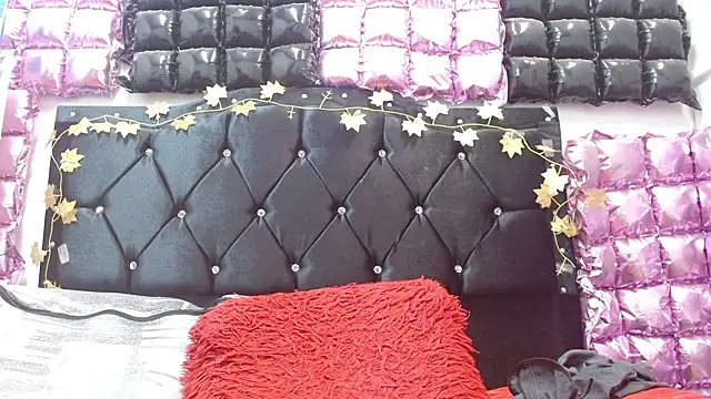 poisondost_hot - Poisondost_hot's free webcam - UK Sex Cams