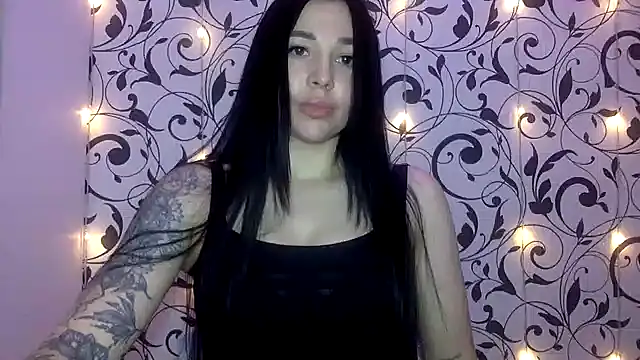 ivelaa - Ivelaa's free webcam - UK Sex Cams