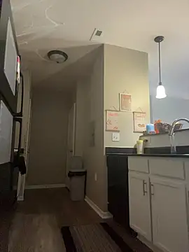  AllesandraLove chat room