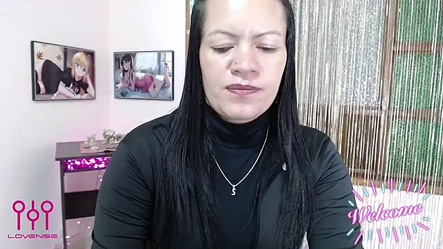 cristal_w - Cristal_w's free webcam - UK Sex Cams