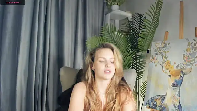 silenthowl (F teen) - Rub my panties and make me more wet