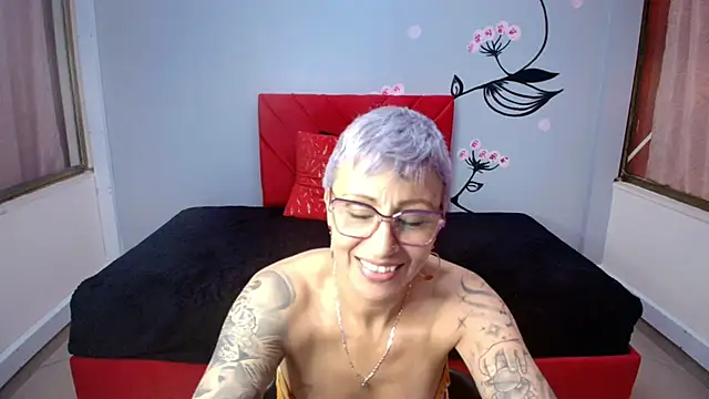 Charlotte__Gray webcam stripchat model stream image