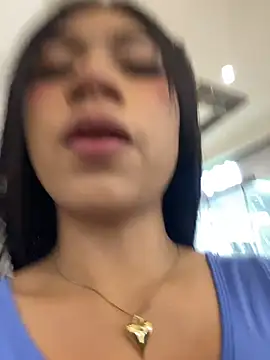 LiaSaenz27 Live Webcam on Stripchat