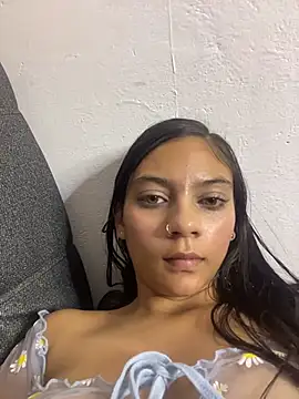  sweet_lovee_ chat room