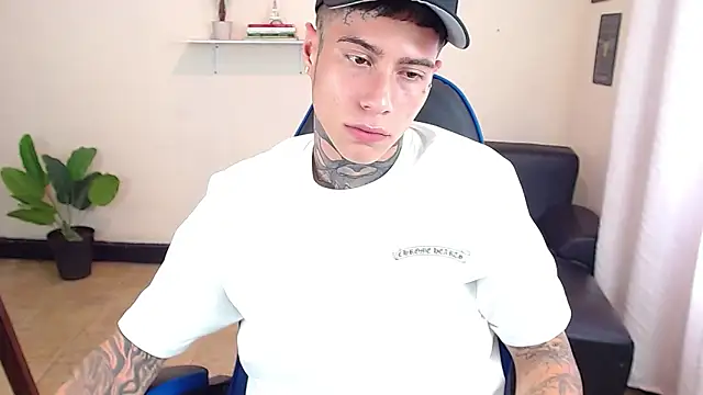 setthomas (M young) - Cumshow or Cum pvt 333