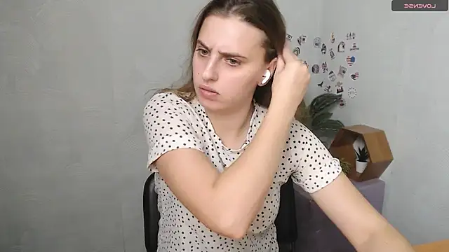 amandadimond_ - AmandaDimond_'s free webcam