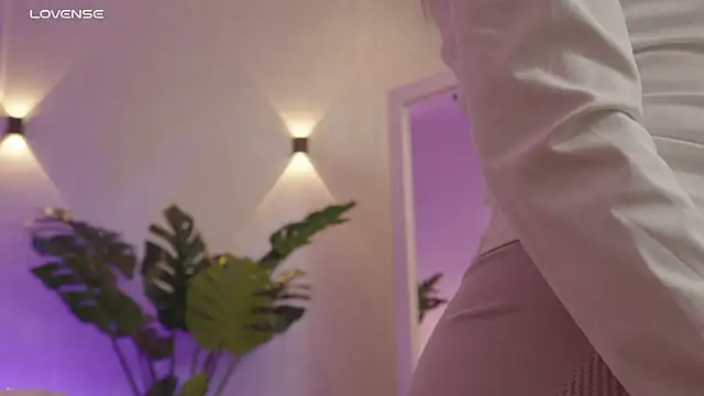 miagomezweb1 - Miagomezweb1's free webcam - UK Sex Cams