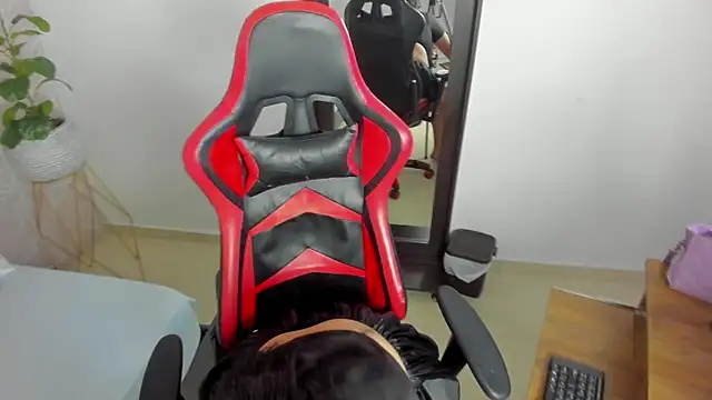 Live sex cam of shanel_smithh