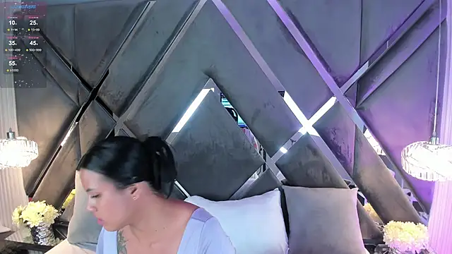 Live sex cam of myax_evans