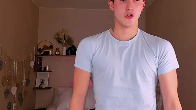 david__diamond (M twink) - I'll just be happy