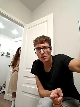 yourfavcouple_ - Yourfavcouple_'s free webcam - UK Sex Cams