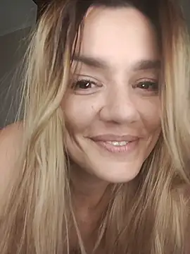 KrissSexi from StripChat is Freechat