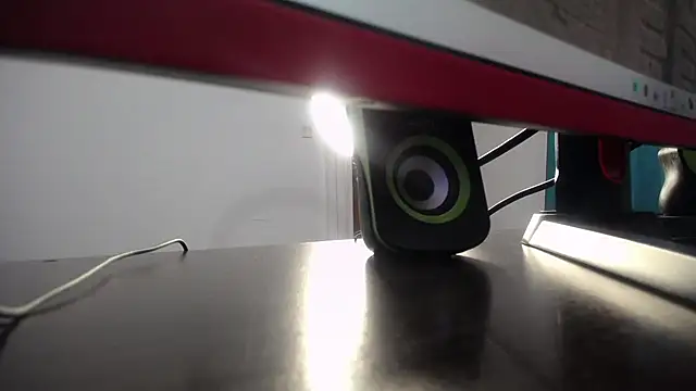 cute_laira (F young) - striptease sexy