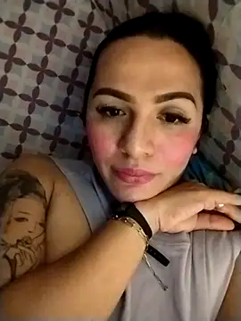 Yourbabyshane Live Webcam on Stripchat