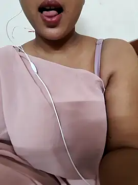 Webcam Model (Tanisha-Sultana)  is live.Free join now!