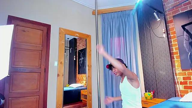 alancutee (M twink) - double cumm show