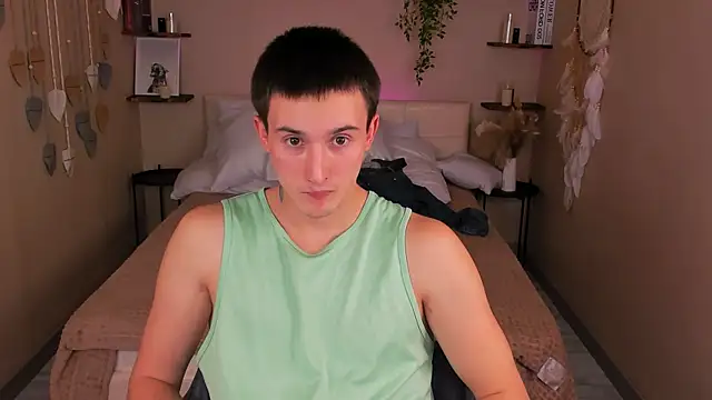 david__diamond (M twink) - make hard dick