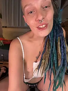 MenaDreadfull Live Webcam on Stripchat