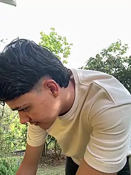  Rose-andres chat room