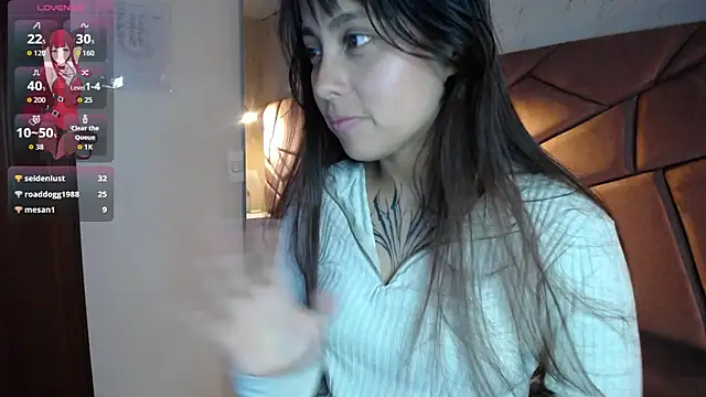 sophiaa_7 - Sophiaa_7's free webcam - UK Sex Cams