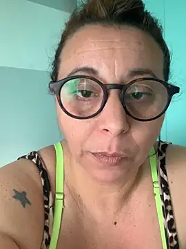 Webcam Model (LupitaHaze)  is live.Free join now!