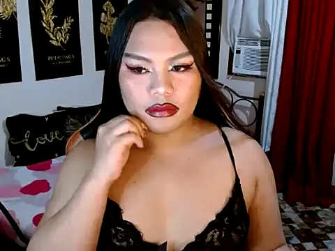 TSbrianaHugeCock webcam stripchat model stream image
