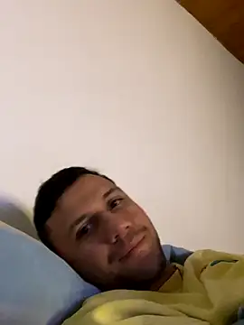 michaell_spinelly (M young) - Hot cat in bed 😈