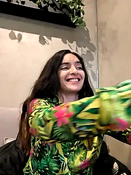 Webcam Model (Sam_Sara)  is live.Free join now!