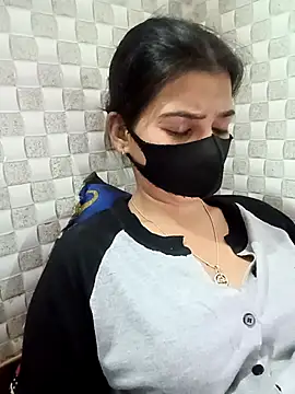 Webcam Model (True_love_02)  is live.Free join now!