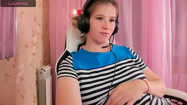 anabel-candy - Anabel-Candy's free webcam - UK Sex Cams