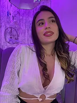  AbyThompson chat room